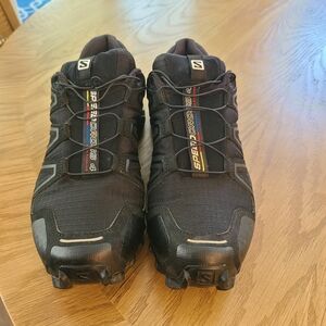 Solomon Running Shoes